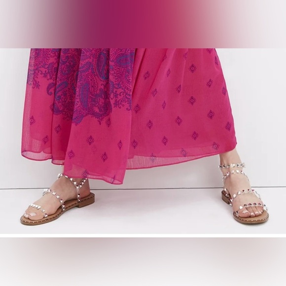 Steve Madden Tan Sandals with Silver Studs - Picture 3 of 13